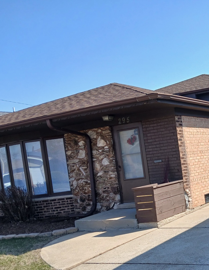 295 Saginaw Avenue
