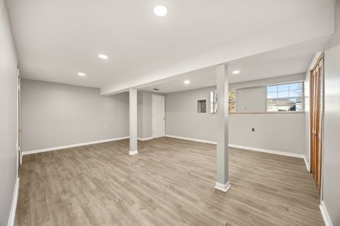 Tiny photo for 77 Brookstone Drive, Streamwood, IL 60107 (MLS # 12504749)