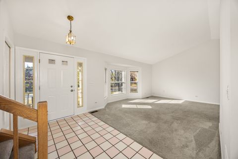 Tiny photo for 77 Brookstone Drive, Streamwood, IL 60107 (MLS # 12504749)