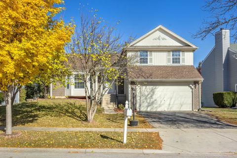 Photo of 77 Brookstone Drive, Streamwood, IL 60107 (MLS # 12504749)