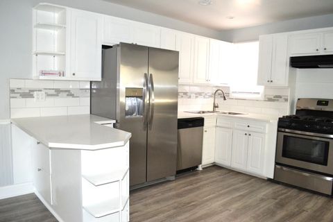 Tiny photo for 16456 George Drive, Oak Forest, IL 60452 (MLS # 12581572)