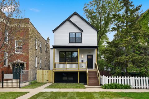 Photo of 3323 W Belden Avenue, Chicago, IL 60647 (MLS # 12647732)