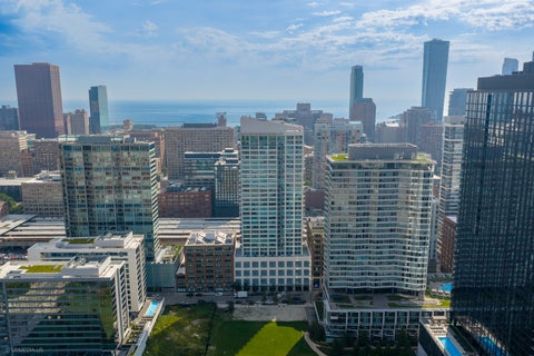 Photo of 701 S WELLS Street #2605, Chicago, IL 60607 (MLS # 12738990)