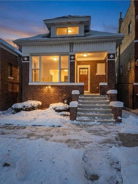 Photo of 7644 S Vernon Avenue, Chicago, IL 60619 (MLS # 12555950)