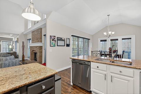 Tiny photo for 910 TIPPERARY Street, Gilberts, IL 60136 (MLS # 12512814)