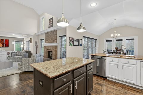 Tiny photo for 910 TIPPERARY Street, Gilberts, IL 60136 (MLS # 12512814)