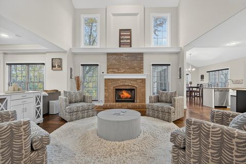 Tiny photo for 910 TIPPERARY Street, Gilberts, IL 60136 (MLS # 12512814)