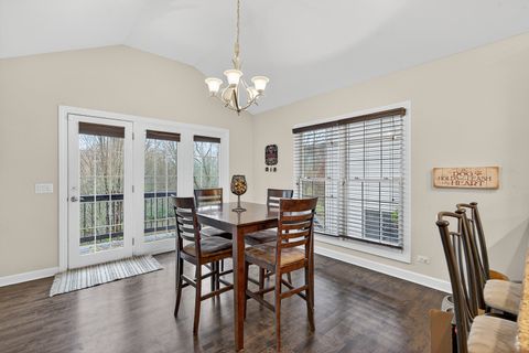 Tiny photo for 910 TIPPERARY Street, Gilberts, IL 60136 (MLS # 12512814)