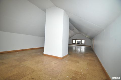 Tiny photo for 1815 BELLE Avenue, Davenport, IA 52803 (MLS # QC4268562)