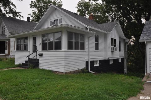 Tiny photo for 1815 BELLE Avenue, Davenport, IA 52803 (MLS # QC4268562)