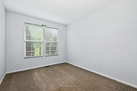 Tiny photo for 402 Marshall Ash Street, Bolingbrook, IL 60490 (MLS # 12459008)