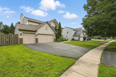 Tiny photo for 402 Marshall Ash Street, Bolingbrook, IL 60490 (MLS # 12459008)