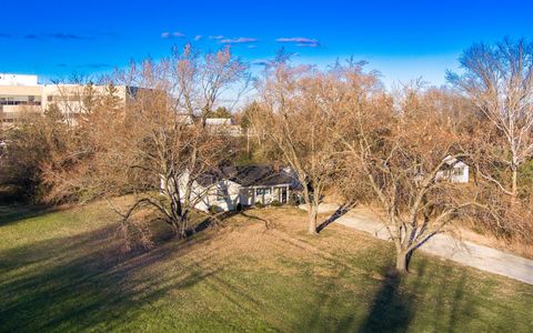 Tiny photo for 1392 W 52nd Place, La Grange Highlands, IL 60525 (MLS # 12532518)