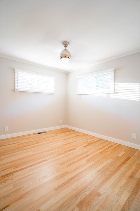 Tiny photo for 1392 W 52nd Place, La Grange Highlands, IL 60525 (MLS # 12532518)