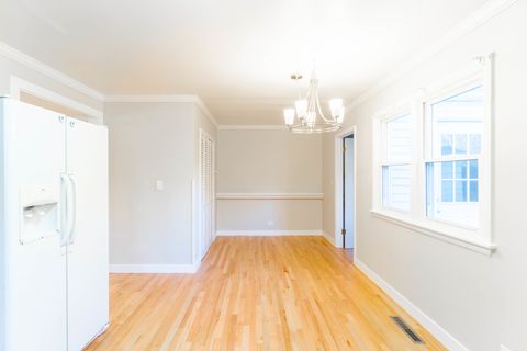 Tiny photo for 1392 W 52nd Place, La Grange Highlands, IL 60525 (MLS # 12532518)