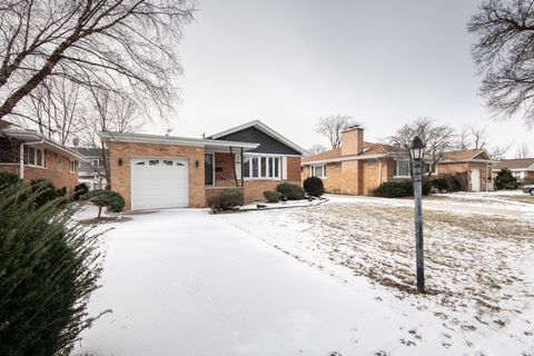 A home in La Grange Park