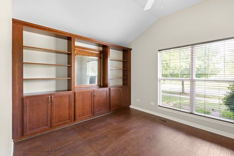 Tiny photo for 115 Clover Drive, Sugar Grove, IL 60554 (MLS # 12484658)