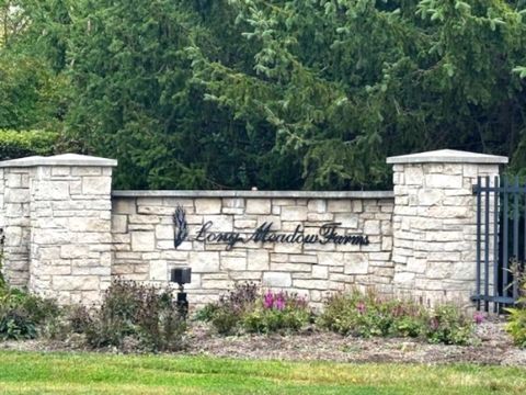 Tiny photo for 20110 W Old Meadow Trail, Long Grove, IL 60047 (MLS # 12481447)