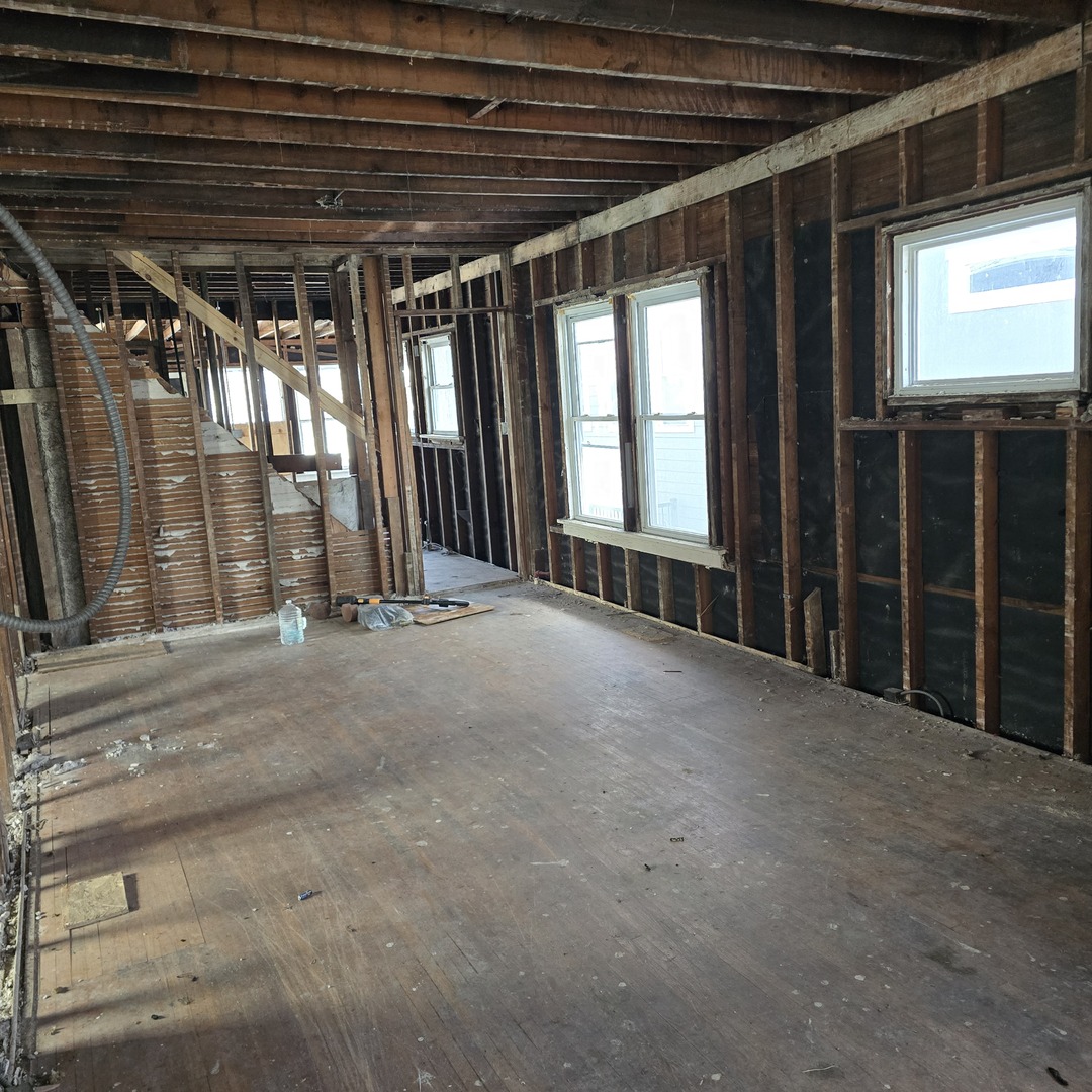 11223 S Longwood Drive