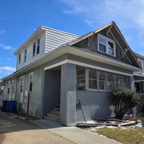 Photo of 11223 S Longwood Drive, Chicago, IL 60643 (MLS # 12597946)