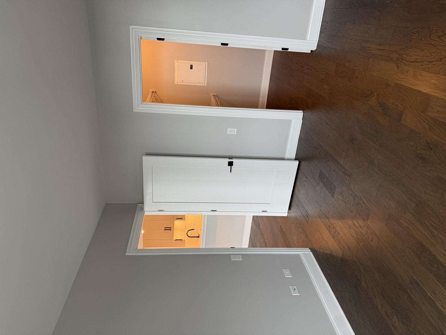 400 N La Salle Drive 2909