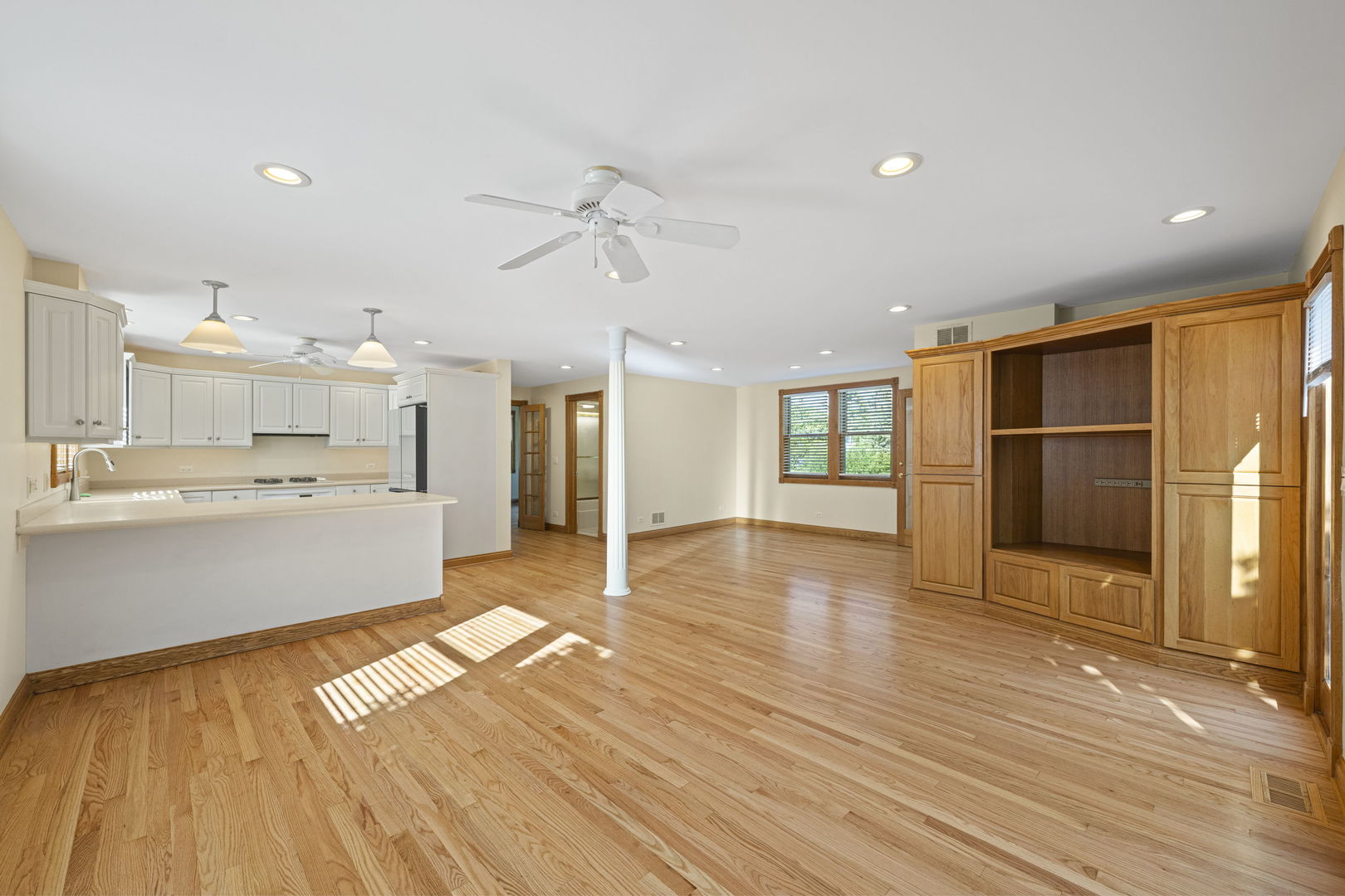 1045 Fairoaks Avenue