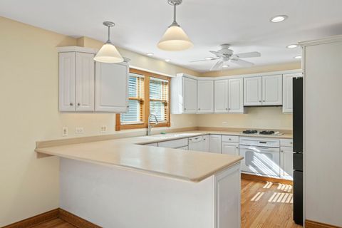 Tiny photo for 1045 Fairoaks Avenue, Deerfield, IL 60015 (MLS # 12464669)