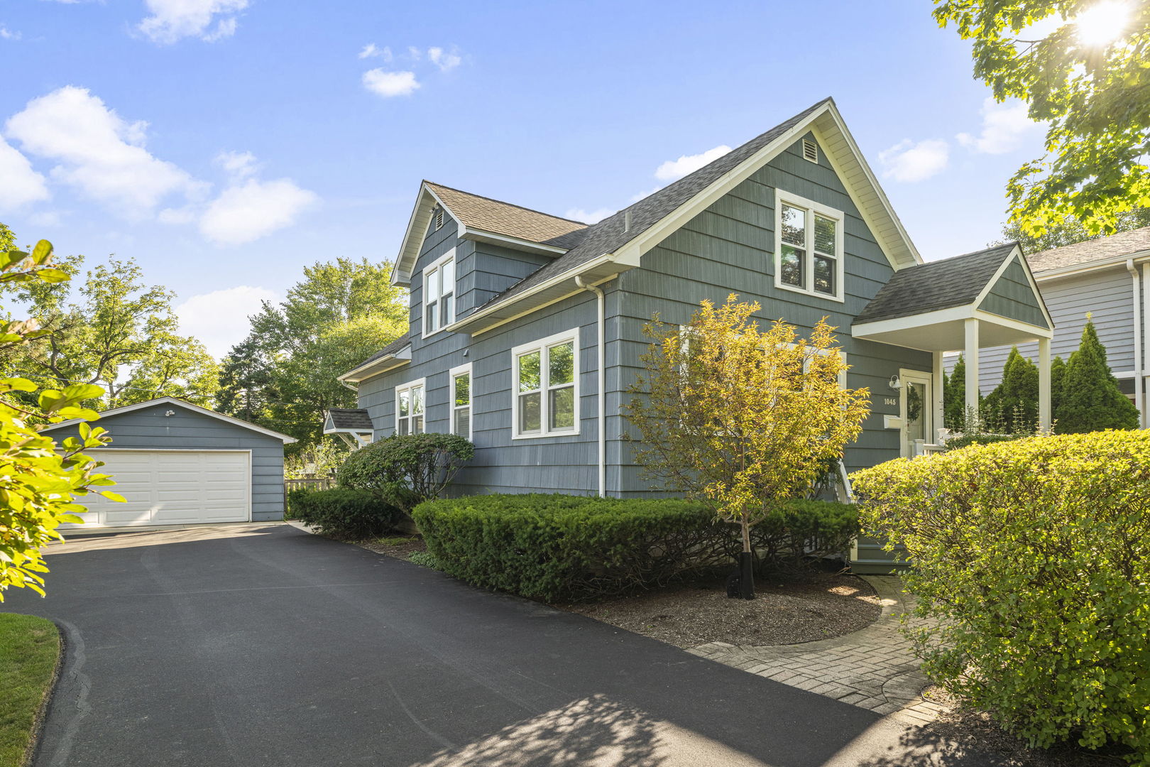 1045 Fairoaks Avenue