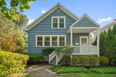 Photo of 1045 Fairoaks Avenue, Deerfield, IL 60015 (MLS # 12464669)
