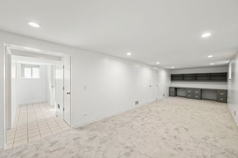 Tiny photo for 1045 Fairoaks Avenue, Deerfield, IL 60015 (MLS # 12464669)