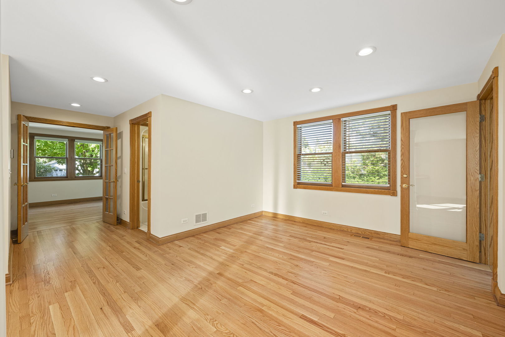 1045 Fairoaks Avenue