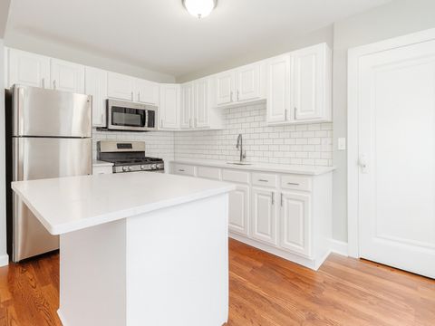 Tiny photo for 37519 N North Avenue, Beach Park, IL 60087 (MLS # 12467559)