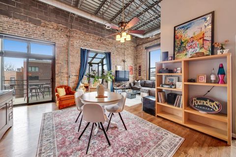 Tiny photo for 2525 N SHEFFIELD Avenue #3A, Chicago, IL 60614 (MLS # 12626172)