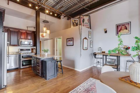 Tiny photo for 2525 N SHEFFIELD Avenue #3A, Chicago, IL 60614 (MLS # 12626172)