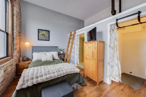 Tiny photo for 2525 N SHEFFIELD Avenue #3A, Chicago, IL 60614 (MLS # 12626172)