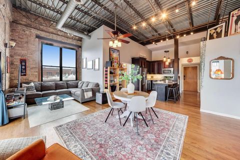 Tiny photo for 2525 N SHEFFIELD Avenue #3A, Chicago, IL 60614 (MLS # 12626172)