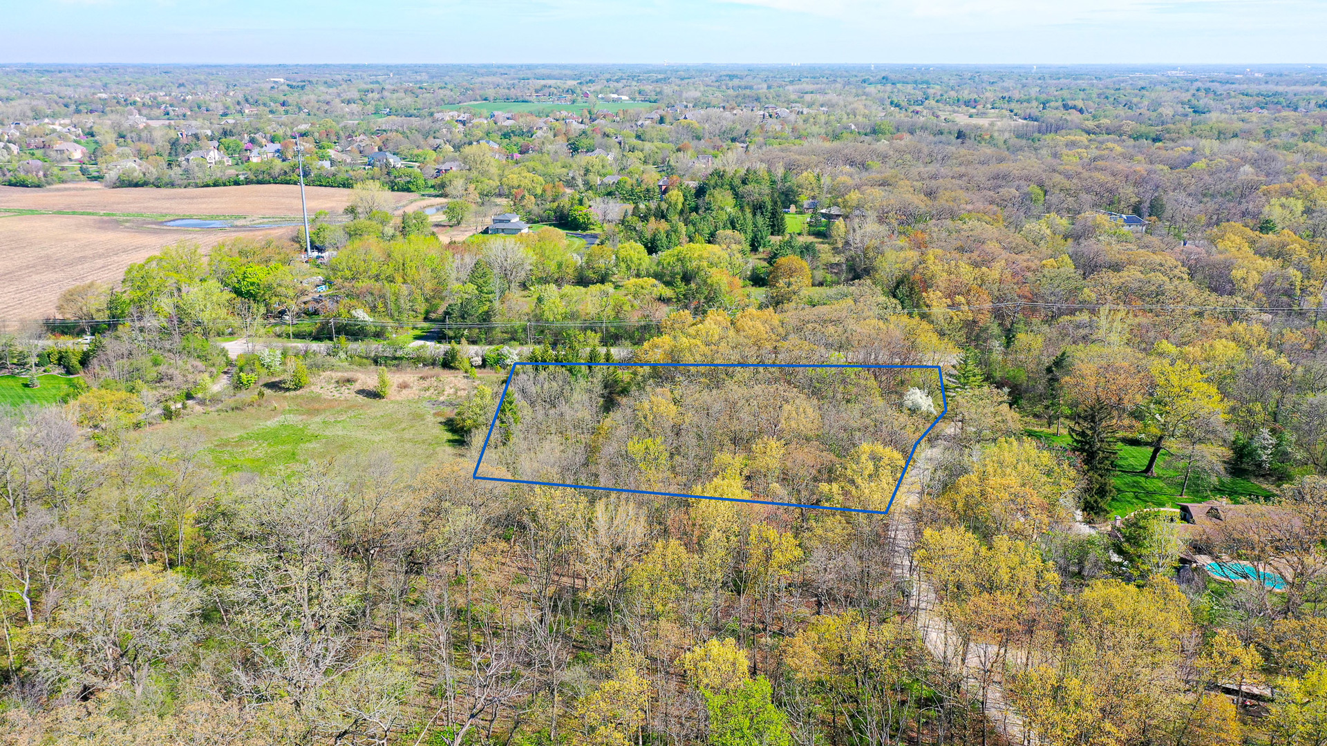 4373 Oak Leaf Lane