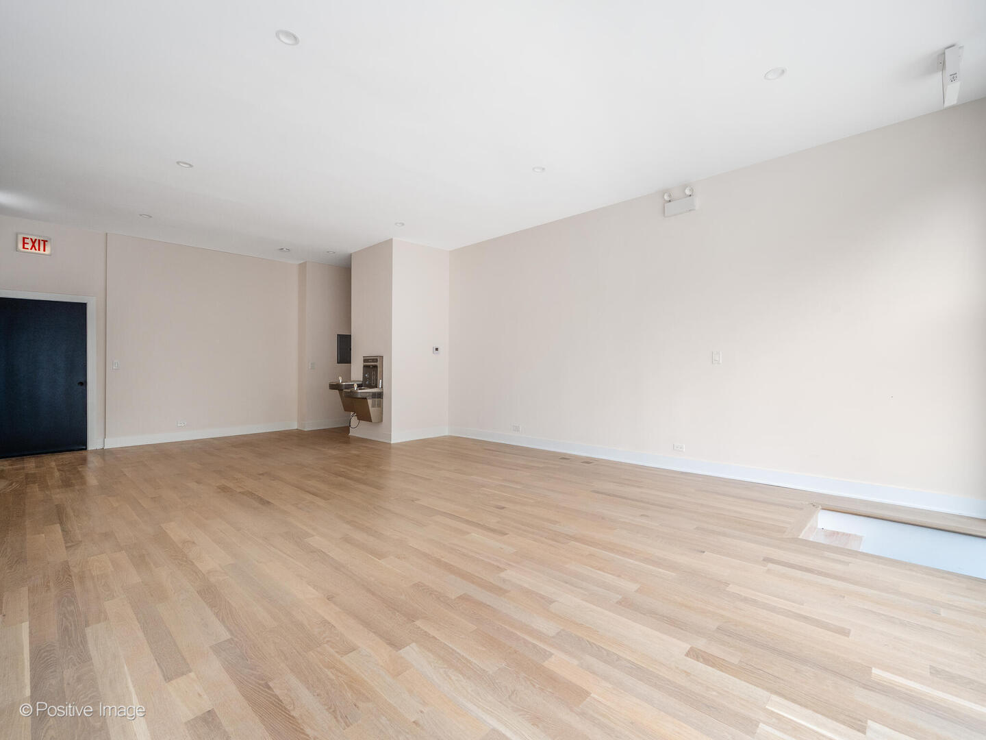 846 N Ashland Avenue 1F