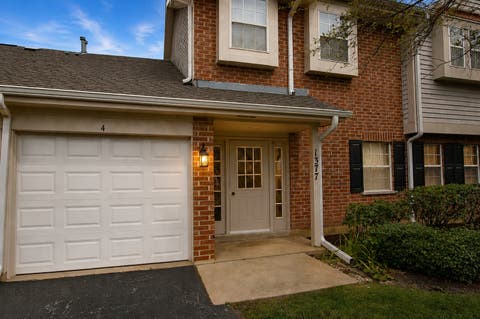 Tiny photo for 1377 E Evergreen Drive #2, Palatine, IL 60074 (MLS # 12701642)