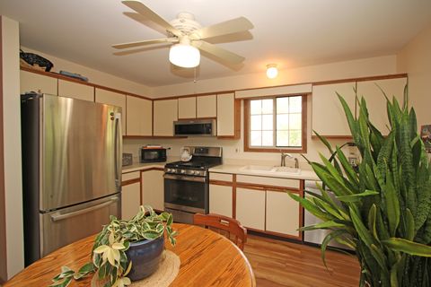 Tiny photo for 1377 E Evergreen Drive #2, Palatine, IL 60074 (MLS # 12701642)