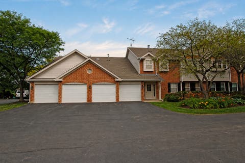 Tiny photo for 1377 E Evergreen Drive #2, Palatine, IL 60074 (MLS # 12701642)