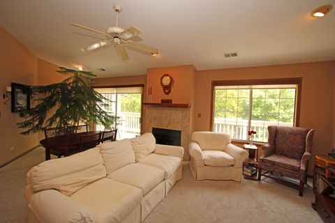 Tiny photo for 1377 E Evergreen Drive #2, Palatine, IL 60074 (MLS # 12701642)