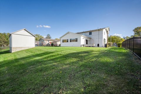 Tiny photo for 742 Ridgeview Street, Downers Grove, IL 60516 (MLS # 12494620)