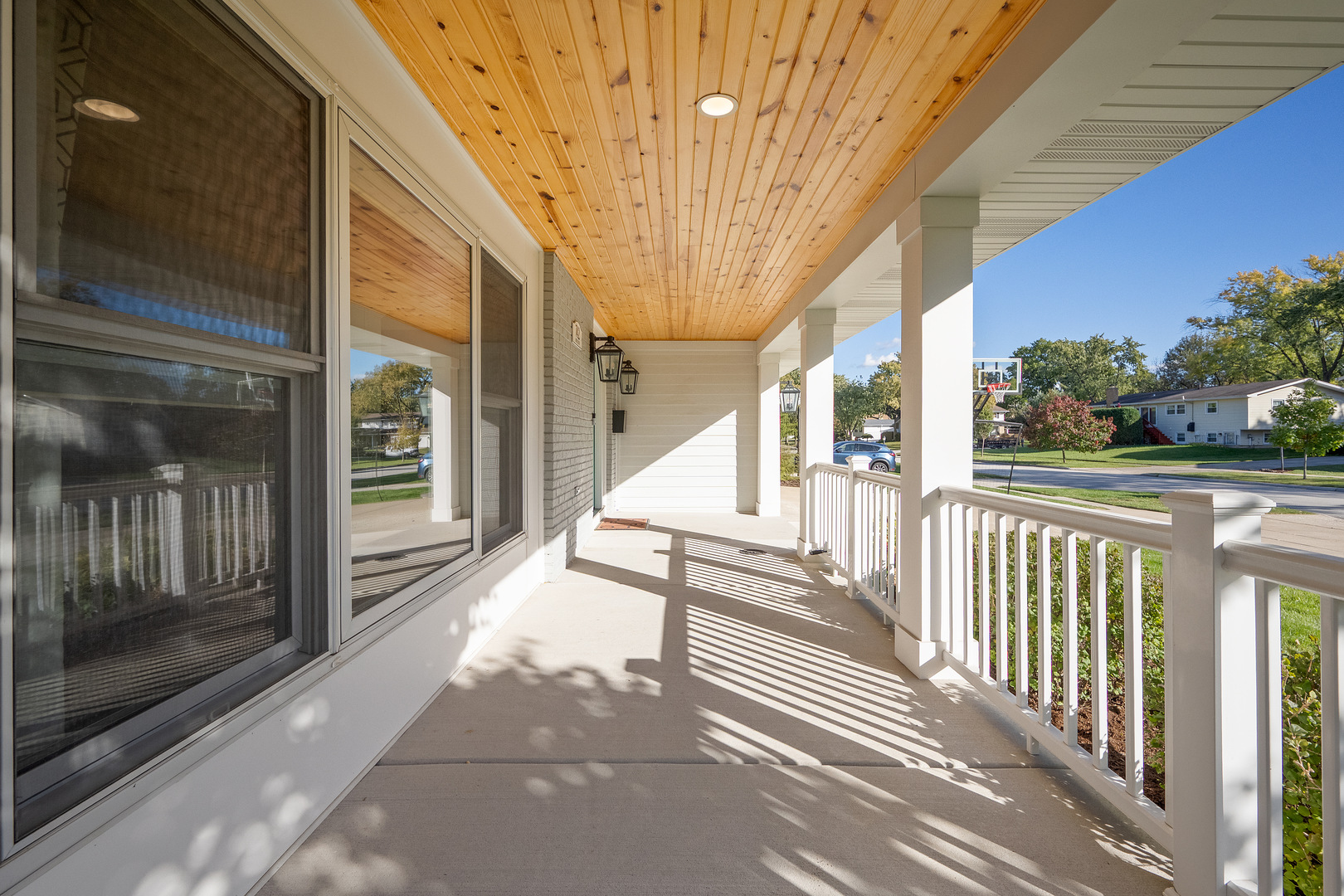 742 Ridgeview Street