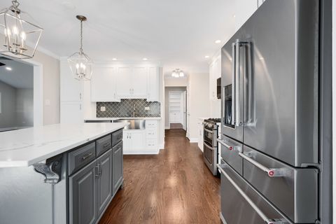 Tiny photo for 742 Ridgeview Street, Downers Grove, IL 60516 (MLS # 12494620)