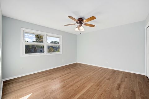 Tiny photo for 742 Ridgeview Street, Downers Grove, IL 60516 (MLS # 12494620)