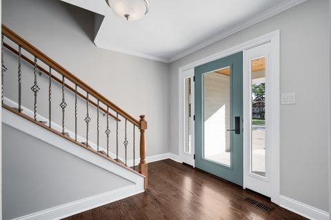 Tiny photo for 742 Ridgeview Street, Downers Grove, IL 60516 (MLS # 12494620)