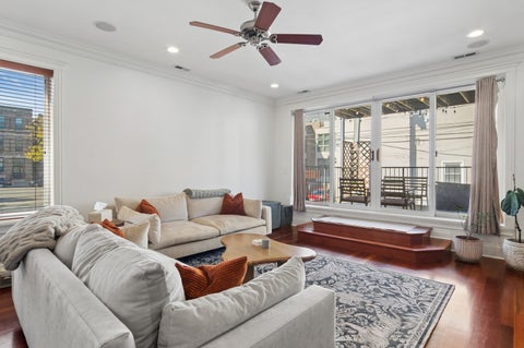 Tiny photo for 744 W Belmont Avenue #1R, Chicago, IL 60657 (MLS # 12790365)