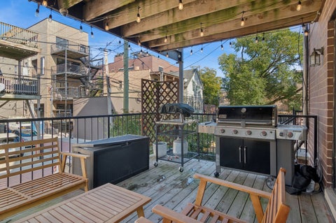 Tiny photo for 744 W Belmont Avenue #1R, Chicago, IL 60657 (MLS # 12790365)