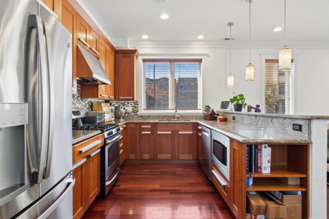 Tiny photo for 744 W Belmont Avenue #1R, Chicago, IL 60657 (MLS # 12790365)
